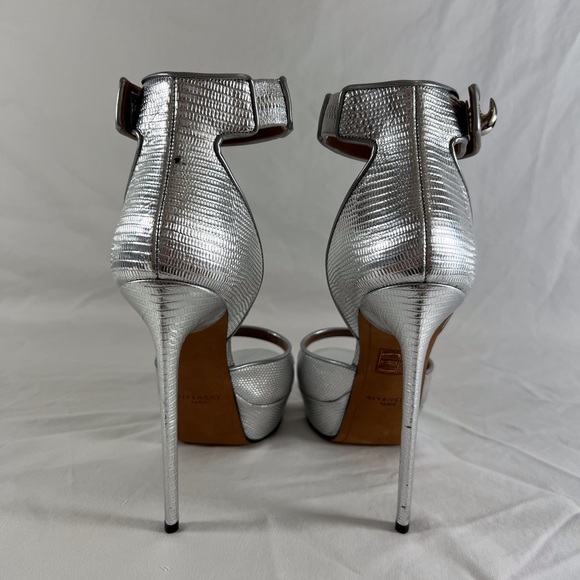 GIVENCHY Silver Leather Lizard Embossed Shark Lock Ankle Strap Sandals 40 - 10US - Picture 9 of 15